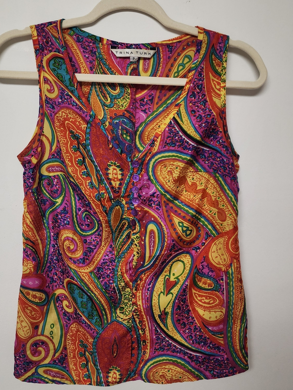 Trina Turk Vibrant Multicolor Paisley Sleeveless V-Neck Top